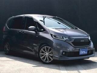 2017 Honda Freed II, серый, 1220000 рублей, вид 1