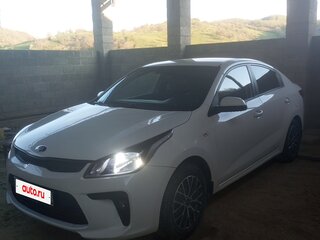 2019 Kia Rio IV, белый, 1150000 рублей, вид 1