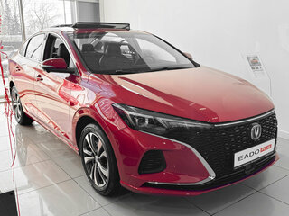 2024 Changan Eado Plus I, красный, 2589900 рублей, вид 5