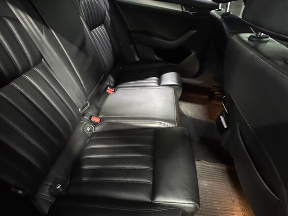 2018 Skoda Superb III, чёрный, 1750000 рублей - вид 13