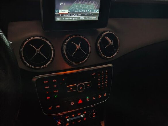 2015 Mercedes-Benz GLA 250 I (X156), красный, 2510000 рублей - вид 8