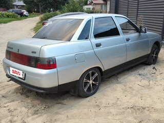 2002 Lada (ВАЗ) 2110, серебристый, 194000 рублей, вид 2