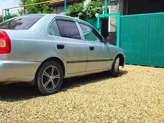 2007 Hyundai Accent ТагАЗ II, серебристый, 395000 рублей, вид 4