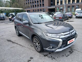 2015 Mitsubishi Outlander III Рестайлинг 2, серый, 1370000 рублей, вид 2