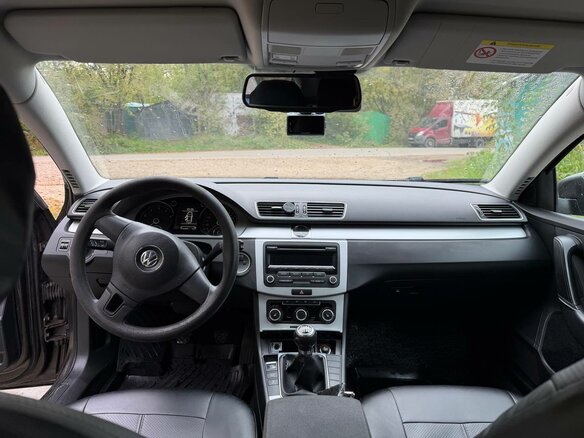 2012 Volkswagen Passat B7, коричневый - вид 7
