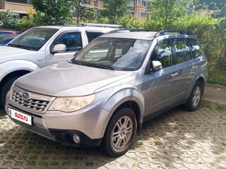 2011 Subaru Forester III Рестайлинг, серебристый, 1020000 рублей, вид 3