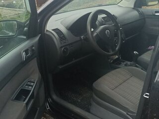 2007 Volkswagen Polo IV Рестайлинг, чёрный, 320000 рублей, вид 5