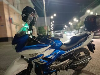 Suzuki GF 250
