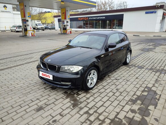 2010 BMW 1 серии 116i I (E81/E82/E87/E88) Рестайлинг, чёрный, 970000 рублей - вид 8