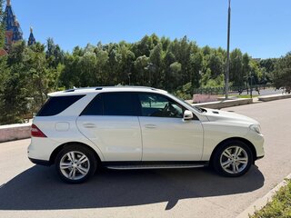 2012 Mercedes-Benz M-Класс 500 III (W166), белый, 1830000 рублей, вид 3