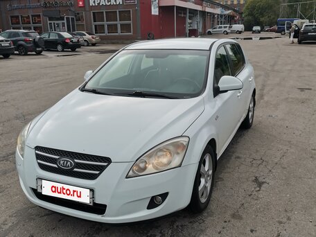2009 Kia Ceed I, белый, 420000 рублей, вид 1