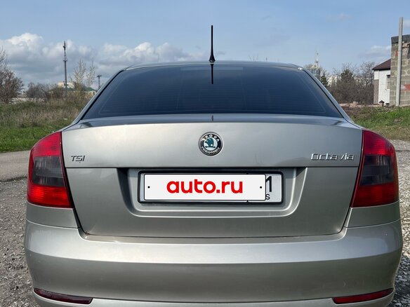 2011 Skoda Octavia II (A5) Рестайлинг, серый, 680000 рублей - вид 2
