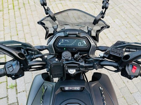 2025 Bajaj Dominar 400, чёрный, 385000 рублей, вид 5