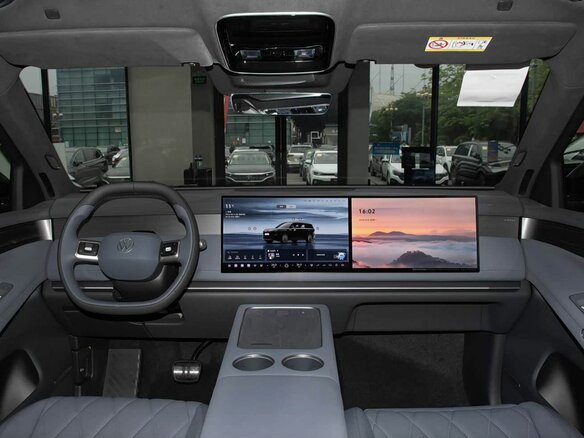 2026 Volkswagen ID.Era 9X 51.1 kWh, серый, 10399900 рублей - вид 12