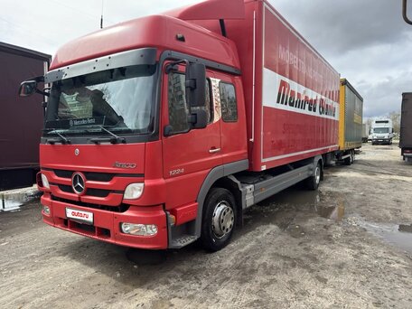 2013 Mercedes-Benz Atego, красный, 7500000 рублей, вид 1