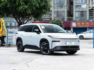 2026 Toyota bZ3X 58.3 kWh, белый, 2700000 рублей, вид 3