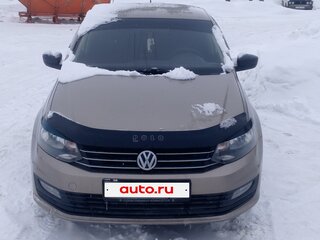 2015 Volkswagen Polo V Рестайлинг, бежевый, 800000 рублей, вид 1