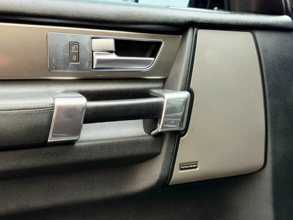 2013 Land Rover Discovery IV Рестайлинг, чёрный, 1695000 рублей - вид 19