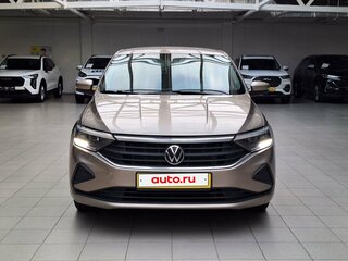2020 Volkswagen Polo VI, коричневый, 1100000 рублей, вид 2