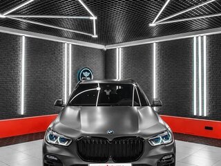 2020 BMW X5 30d IV (G05/G18), чёрный, 7280000 рублей, вид 2