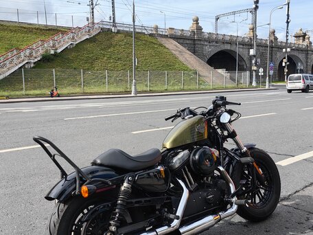 2016 Harley-Davidson Sportster 1200, зелёный, 950000 рублей, вид 4