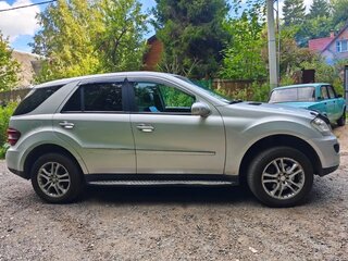 2008 Mercedes-Benz M-Класс 350 II (W164), серебристый, 880999 рублей, вид 2