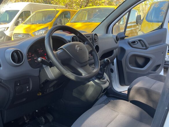 2021 Citroen Berlingo, белый, 1880000 рублей - вид 6