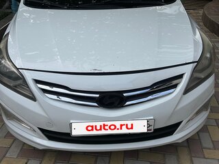 2014 Hyundai Solaris I Рестайлинг, белый, 600000 рублей, вид 1