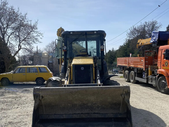2021 New Holland B80B, 5000000 рублей - вид 1
