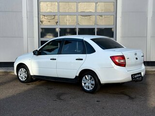 2017 Lada (ВАЗ) Granta I, белый, 440000 рублей, вид 3