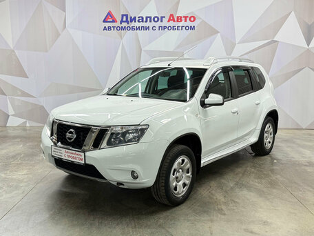 Nissan Terrano III (D10)