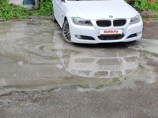 2011 BMW 3 серии 318i V (E90/E91/E92/E93) Рестайлинг, белый, 1035000 рублей, вид 4
