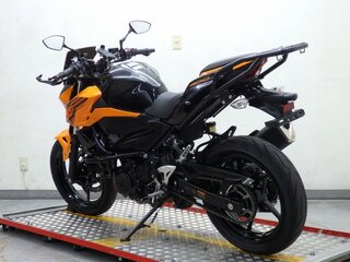 2020 Kawasaki Z 400, оранжевый, 559000 рублей, вид 4