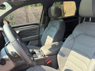 2025 Volkswagen Touareg III Рестайлинг, синий, 8700000 рублей, вид 5