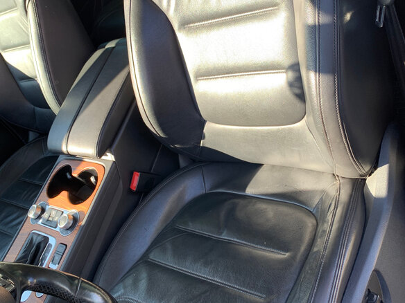 2015 Volkswagen Touareg II Рестайлинг, белый - вид 10