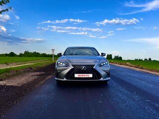 2023 Lexus ES 300h VII Рестайлинг, серый, 3400000 рублей, вид 1