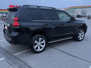 2018 Toyota Land Cruiser Prado 150 Series Рестайлинг 2, чёрный, 5900000 рублей, вид 4
