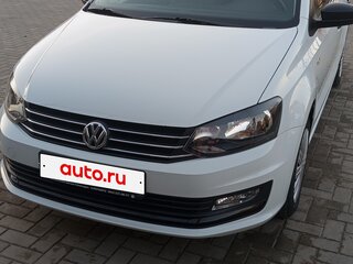 2018 Volkswagen Polo V Рестайлинг, белый, 1490000 рублей, вид 1