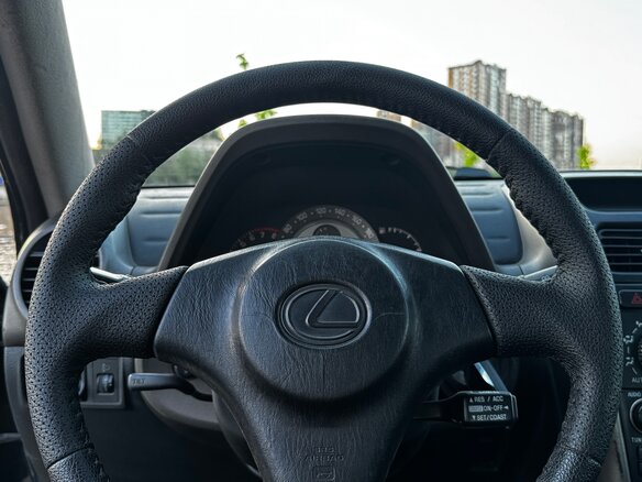 2000 Lexus IS 200 I, серый, 740000 рублей - вид 12