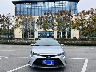 2022 Toyota Levin XII (E210) Рестайлинг, серебристый, 1510099 рублей, вид 2