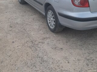 2005 Hyundai Elantra III (XD2) Рестайлинг, серебристый, 295000 рублей, вид 5