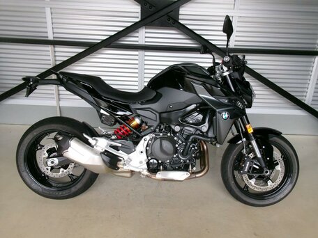 2025 BMW F 900 R, чёрный, 1277000 рублей, вид 2