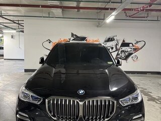 2019 BMW X5 M50d IV (G05/G18), чёрный, 6900000 рублей, вид 3