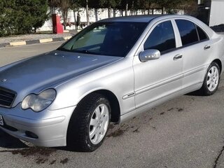 2001 Mercedes-Benz C-Класс 200 II (W203), серебристый, 550000 рублей, вид 1