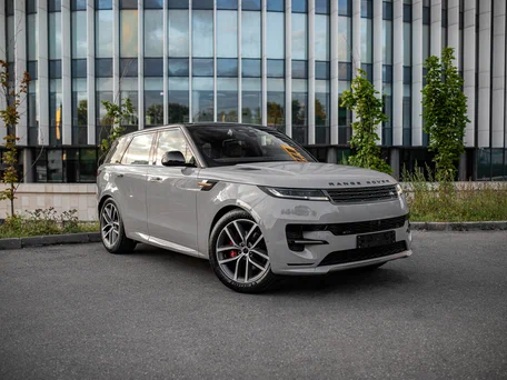 2026 Land Rover Range Rover Sport P400 MHEV III, серый, 18000000 рублей, вид 3