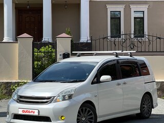 2012 Toyota ISis I Рестайлинг, белый, 1400000 рублей, вид 2