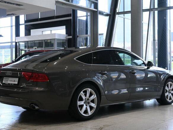 2011 Audi A7 I (4G), серый, 1875000 рублей - вид 5