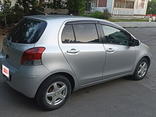2008 Toyota Vitz II (XP90), серебристый, 650000 рублей, вид 2