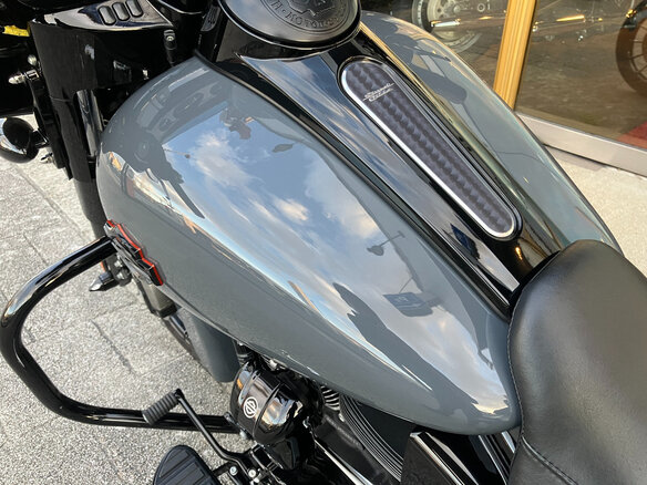 2018 Harley-Davidson Street Glide, серый, 1730000 рублей - вид 16