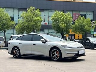 2026 Changan Qiyuan A06 28.39 kWh, серебристый, 2300000 рублей, вид 3